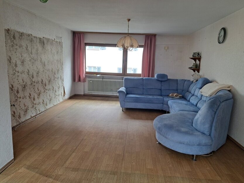 Flörsheim-OT, EFH + Nebengeb. 9 zimmer