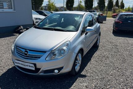 Opel Corsa 98.000 km 2.999 &euro; Görlitz 02826