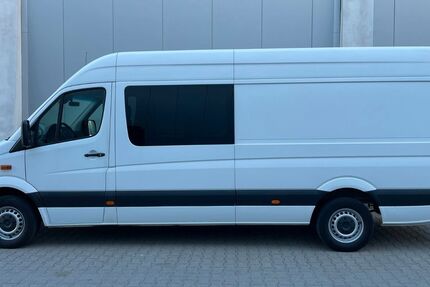 Mercedes-Benz Sprinter 169.000 km 14.990 &euro; Düsseldorf 40231