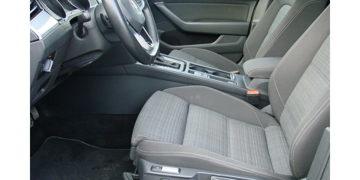 VW Passat 2.0TDi Business Panorama ACC IQ.Light 141.589 km 17.480 &euro; Falkensee 14612