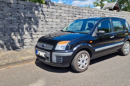 Ford Fusion 151.900 km 2.450 &euro; Meckenheim 53340