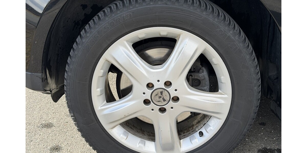 Mercedes-Benz ML 320 293.500 km 7.900 &euro; Langenzenn 90579