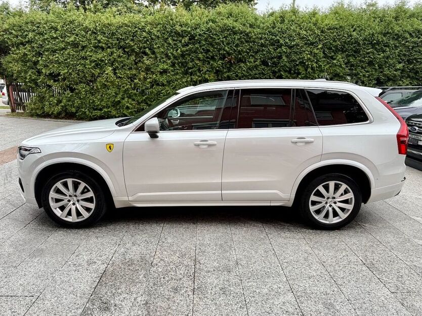 XC90