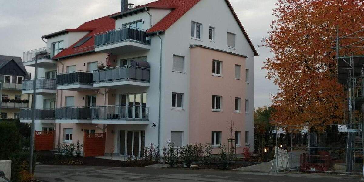 Etagenwohnung Zwickau Niederplanitz - 2 Zimmer, 47 m&sup2;, 399&euro; | Angebot:25672476