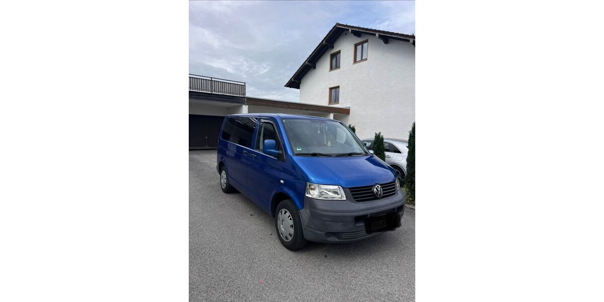 VW T5 Transporter 301.332 km 10.500 &euro; Rosenheim 83024
