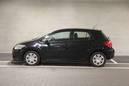 Toyota Auris 97.000 km 4.444 &euro; Friedrichsdorf 61381