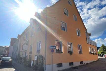 Haus Gunzenhausen - 4 Zimmer, 200 m&sup2;, 650.000&euro; | Angebot:26794897