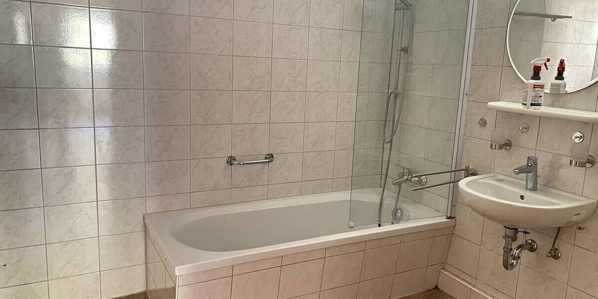 Etagenwohnung Tuttlingen - 3 Zimmer, 76 m&sup2;, 169.000&euro; | Angebot:26170835