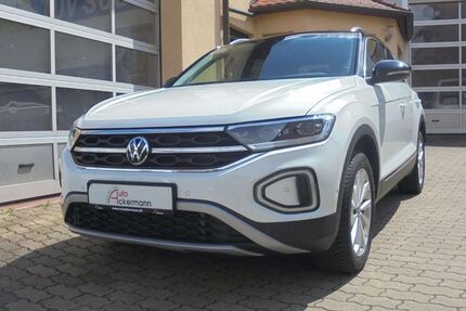 VW T-Roc 26.200 km 27.650 € Hausen 97262