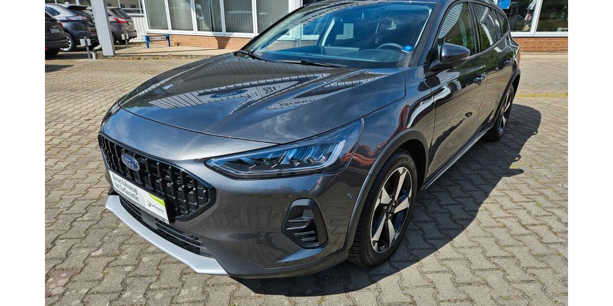 Ford Focus 6.250 km 26.900 &euro; Lauchhammer 01979