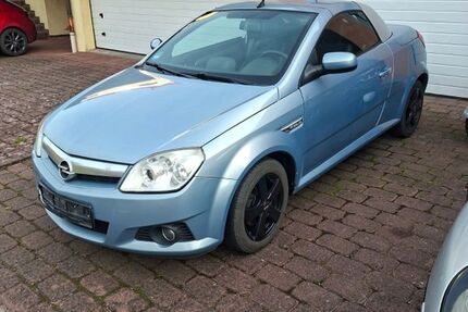 Opel Tigra 125.000 km 1.400 &euro; Urspringen 97857