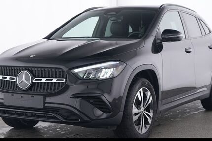 Mercedes-Benz GLA 180 2.578 km 41.870 &euro; Saarbrücken 66117