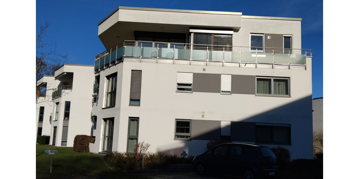 Komfortable und barrierefreie 2,5 Zimmer Penthouse-WHG mit EBK und TG-Stellplatz zu vermieten! 2 zimmer