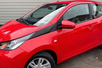 Toyota Aygo (X) 89.933 km 7.700 &euro; Neumünster 24536