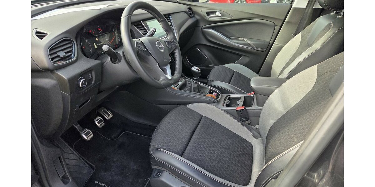 Opel Grandland X 1.2 Start/Stop 120 Jahre Navi/LED 38.696 km 10.900 &euro; Wilsdruff 01723