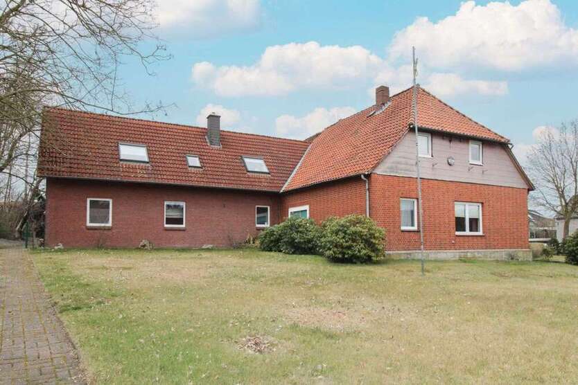 Haus zum Kaufen in Ummern 179.000 € 342.08 m²
