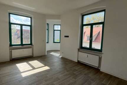Wohnung Halle (Saale) - 2 Zimmer, 75 m&sup2;, 599&euro; | Angebot:27356701