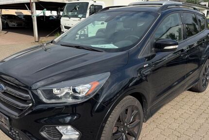 Ford Kuga 141.818 km 9.850 &euro; Saarlouis 66740