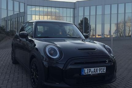 Mini Cooper SE 30.000 km 19.500 &euro; Bad Salzuflen 32108
