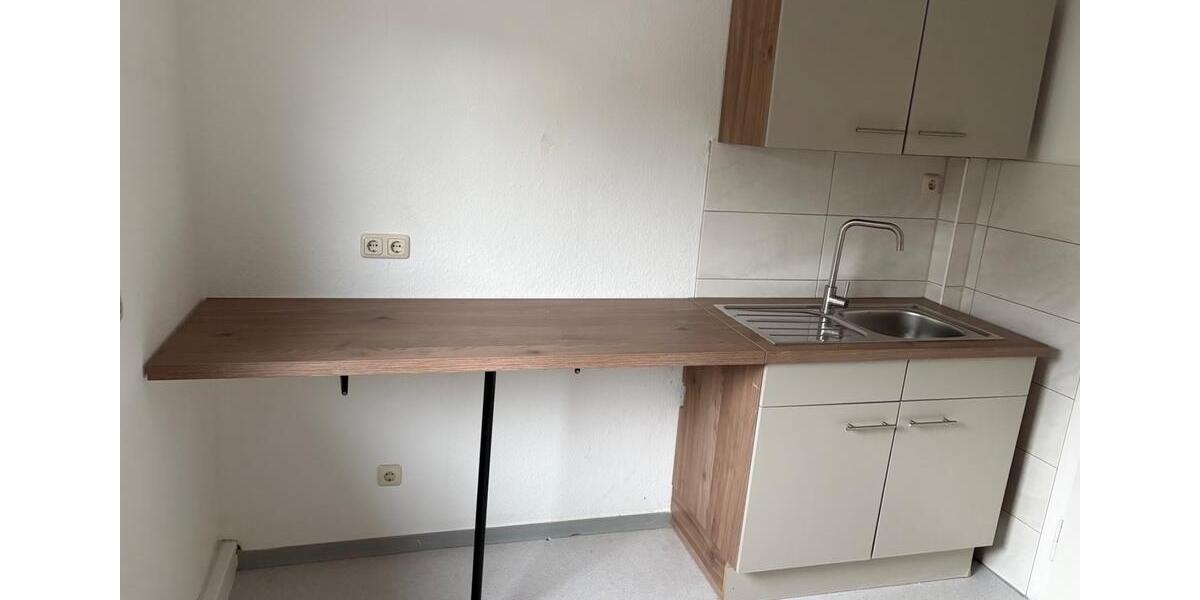 Dachgeschoßwohnung Marburg - 4 Zimmer, 80 m&sup2;, 780&euro; | Angebot:25431433