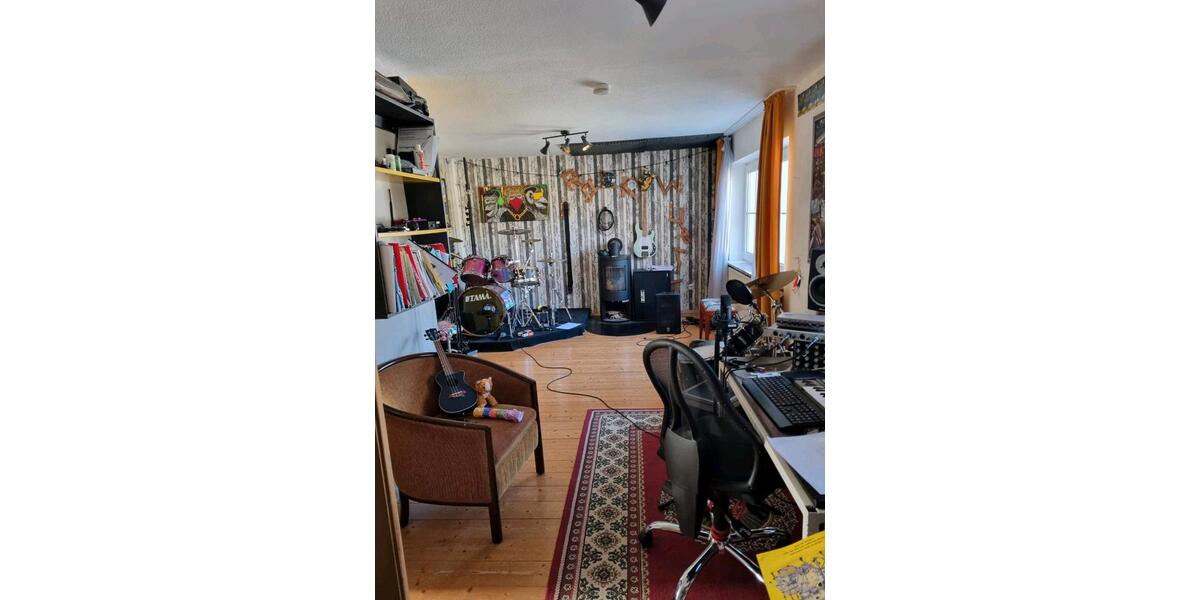 Einfamilienhaus Satteldorf - 6.5 Zimmer, 120 m&sup2;, 160.000&euro; | Angebot:26322973