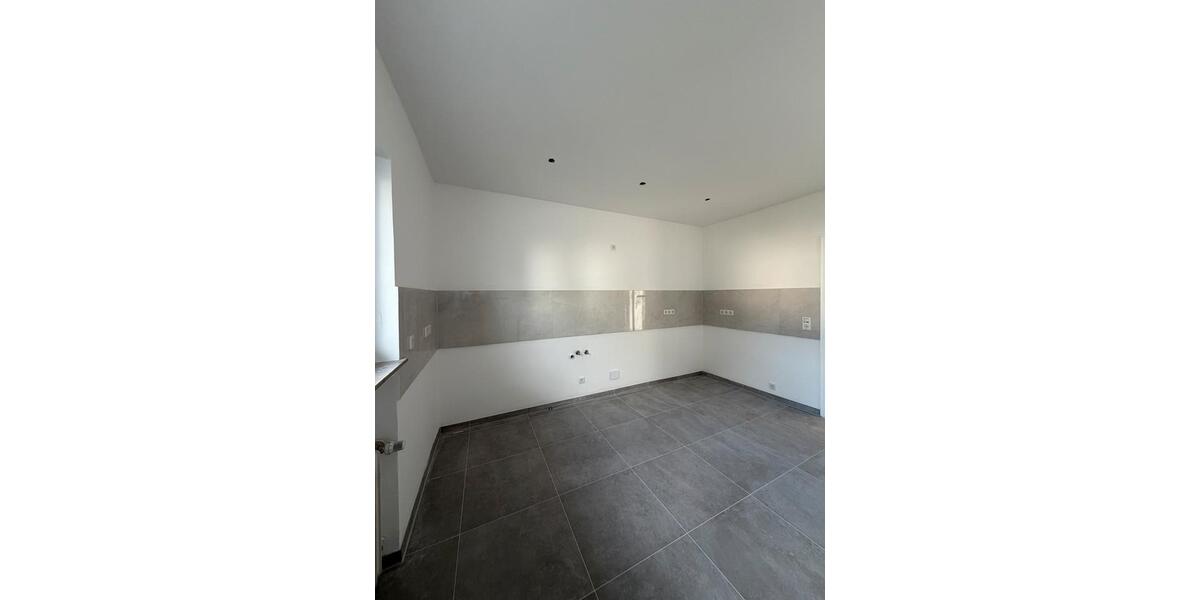 Etagenwohnung Gießen Wieseck - 4 Zimmer, 97 m&sup2;, 1.200&euro; | Angebot:25410797