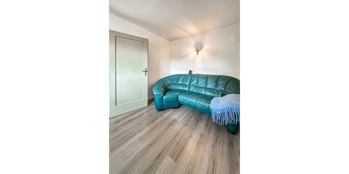 Reihenmittelhaus Offenburg Weststadt - 4 Zimmer, 95 m&sup2;, 199.000&euro; | Angebot:25694417