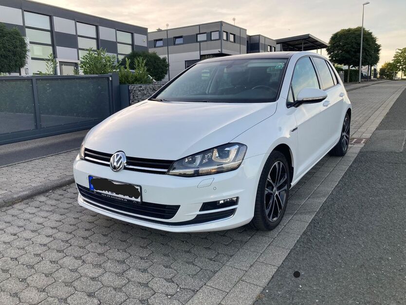 VW Golf 144.000 km 12.690 € Sinn 35764
