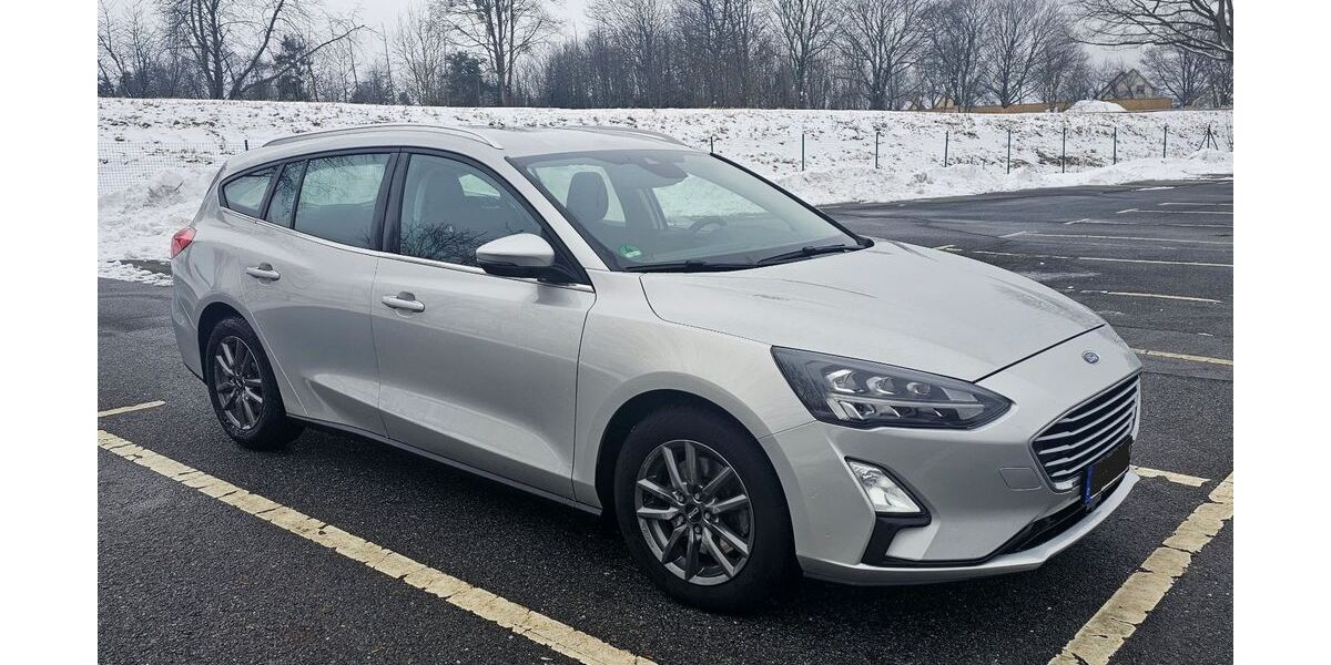 Ford Focus 101.500 km 13.999 &euro; Hohenbocka 01945
