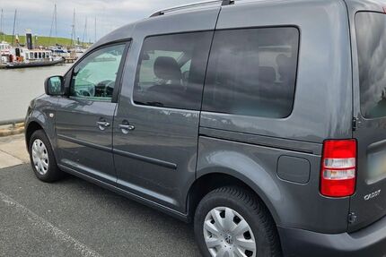 VW Caddy 107.000 km 13.700 &euro; Wilhelmshaven 26389