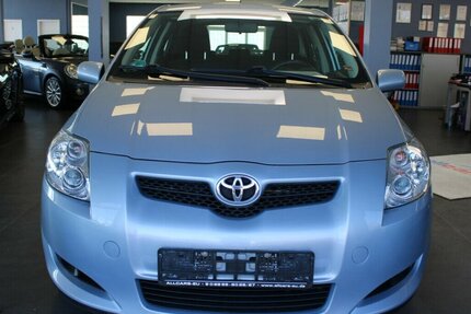 Toyota Auris 1.4 VVT-i Team - Klima - TÜV 02/28 - 70.835 km 5.980 &euro; Euskirchen 53881