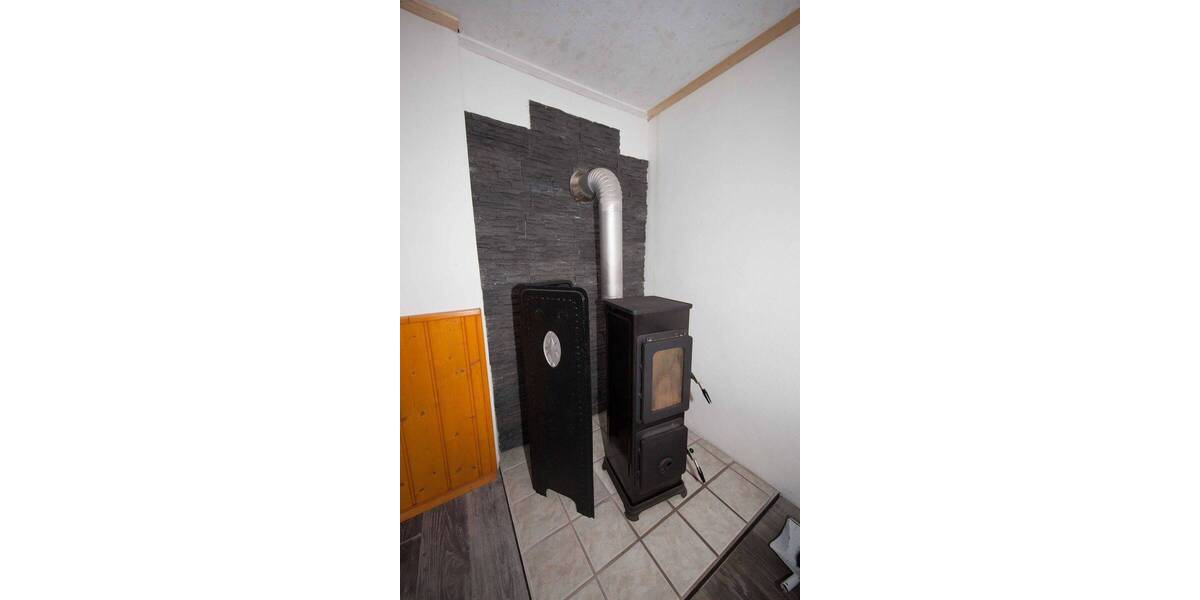 Mehrfamilienhaus, Wohnhaus Sachsenbrunn Sachsenbrunn - 3 Zimmer, 70 m&sup2;, 79.000&euro; | Angebot:26882110