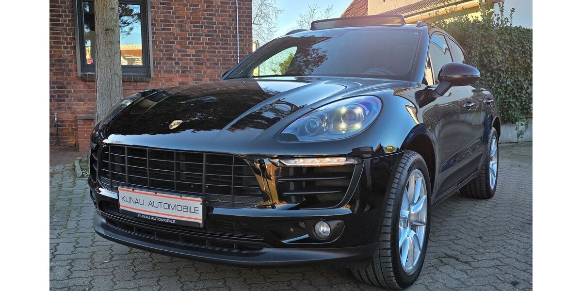 Porsche Macan 176.645 km 29.950 &euro; Hamburg 22453