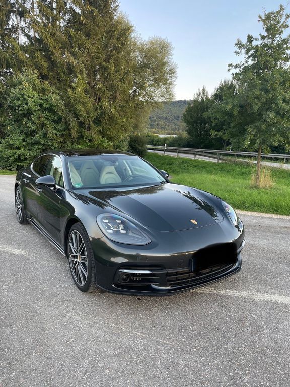 Porsche Panamera 33.000 km 96.000 € Schwäbisch Gmünd 73525