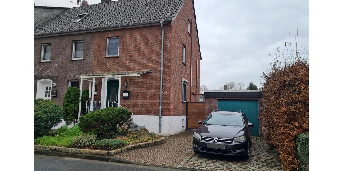 von Privat - Modernisiertes Reihenendhaus mit großem Garten zimmer