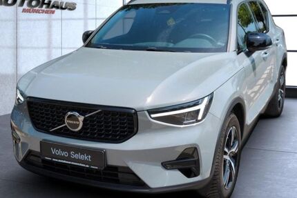 Volvo XC40 9.600 km 34.990 &euro; München 81825