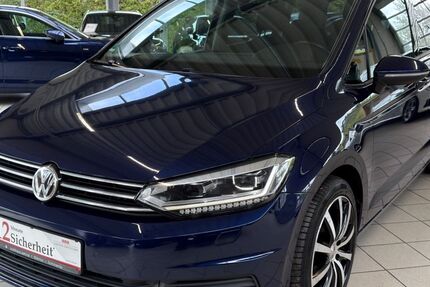 VW Touran 153.656 km 14.999 &euro; Buxtehude 21614