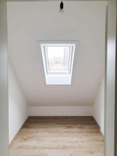 Etagenwohnung Gersdorf - 3 Zimmer, 67 m&sup2;, 400&euro; | Angebot:26694589