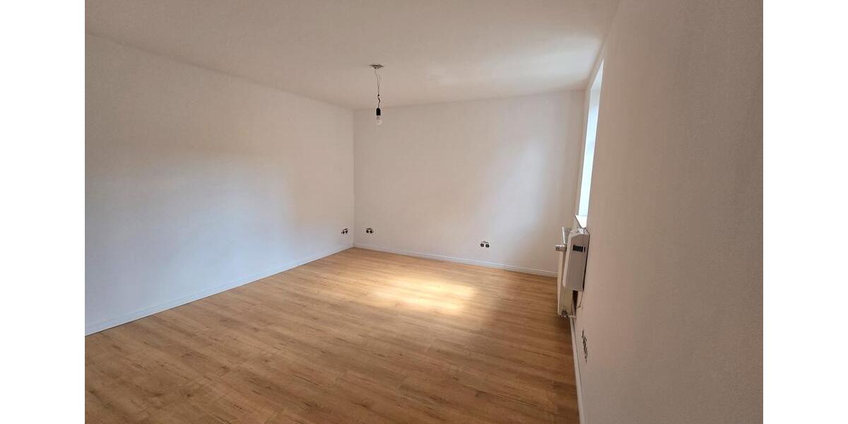 Doppelhaushälfte Flörsheim am Main - 5 Zimmer, 168 m&sup2;, 2.350&euro; | Angebot:25592606