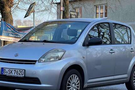 Daihatsu Sirion 134.000 km 1.990 &euro; Dahlewitz 15827