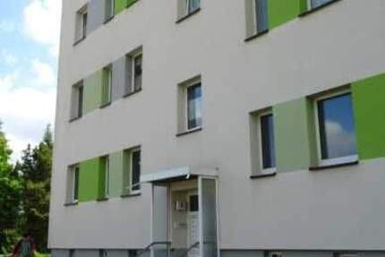 Saniert und neu möbliert - hübsche 3-Zimmer-Eigentumswohnung im Hochparterre in Hohenleuben zu verkaufen 3 zimmer