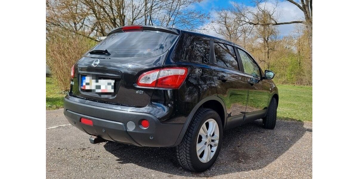 Nissan Qashqai 125.778 km 8.450 &euro; Mühlacker 75417