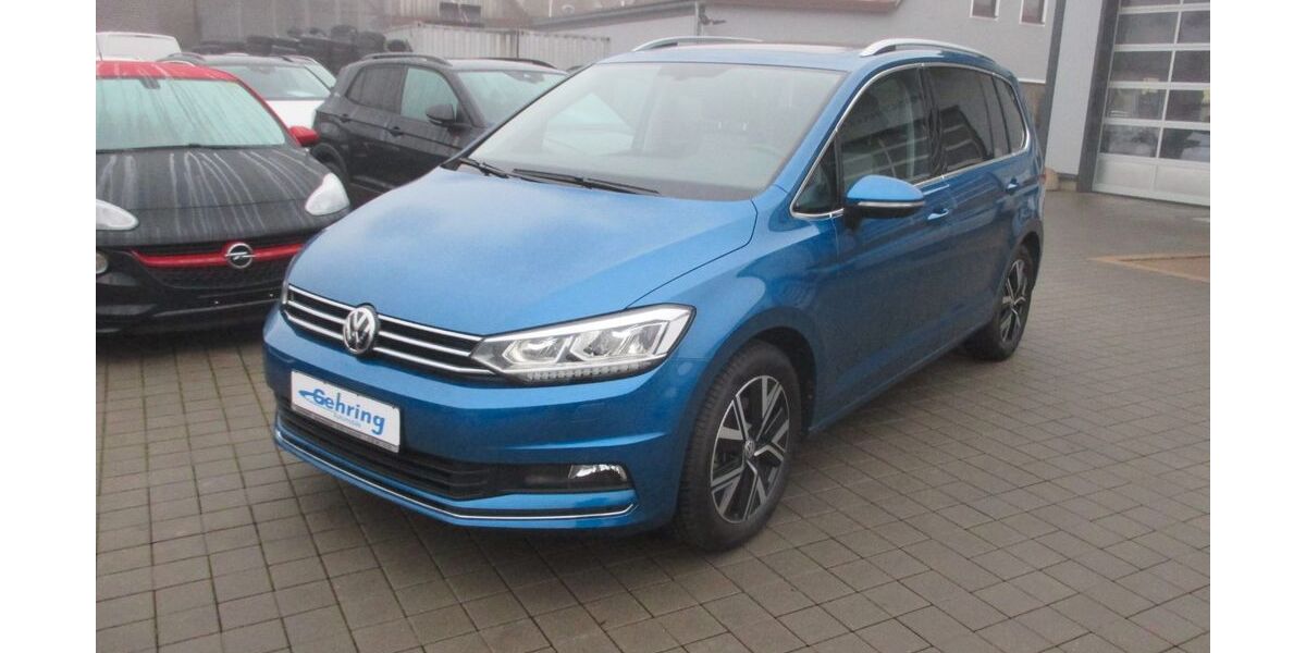 VW Touran 39.000 km 26.590 &euro; Dombühl 91601
