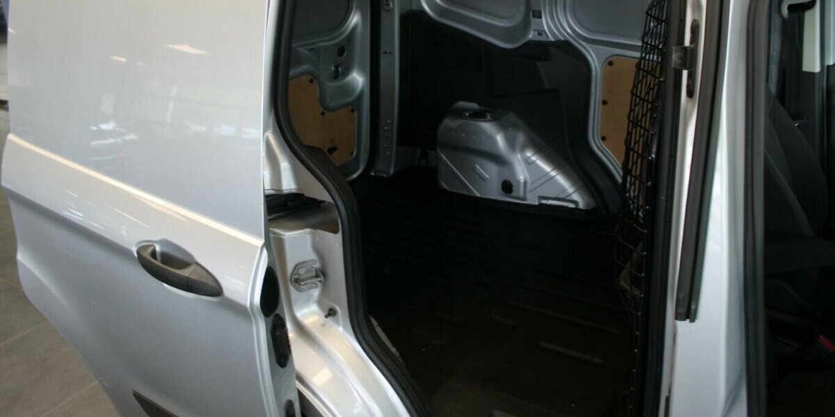 Ford Transit Courier 1.5 8V TDCi EcoBlue - AHK - Klima 97.432 km 8.980 &euro; Euskirchen 53881