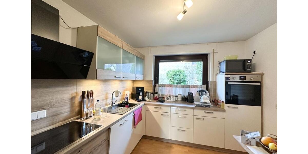 Erdgeschoßwohnung Gladbeck Alt-Rentfort - 5 Zimmer, 150 m&sup2;, 1.300&euro; | Angebot:25320588