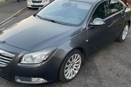 Opel Insignia 222.000 km 3.999 &euro; Dresden 01139