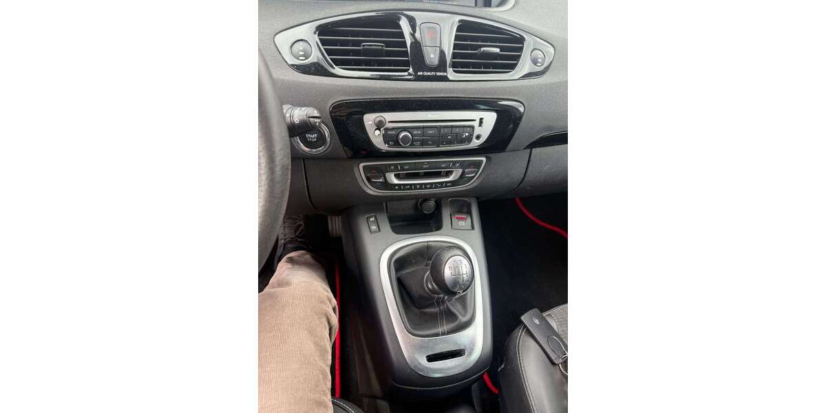 Renault Scenic 220.000 km 3.499 &euro; Biedenkopf 35216
