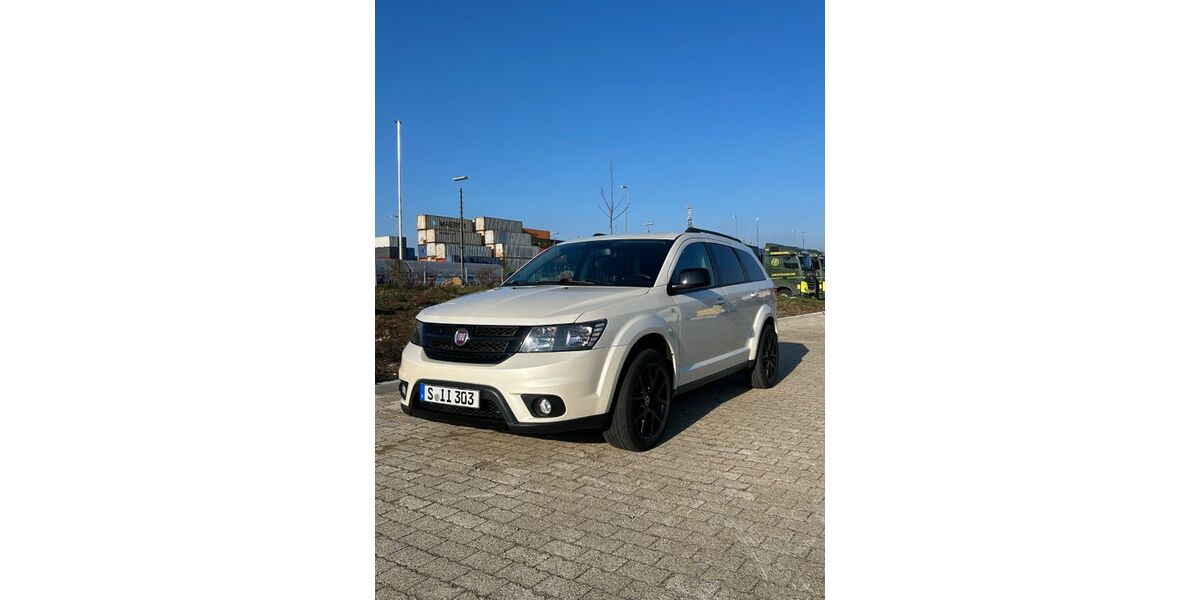 Fiat Freemont 84.000 km 11.400 &euro; Stuttgart 70439