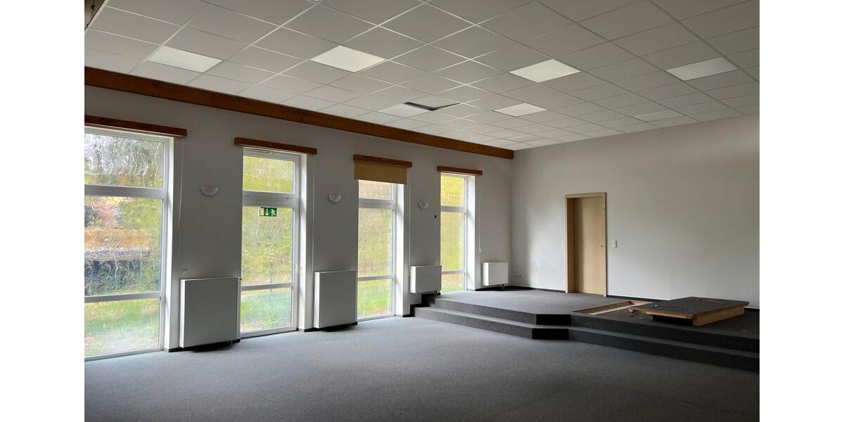 Bungalow Ratzeburg - 5 Zimmer, 253 m&sup2;, 2.400&euro; | Angebot:26296491