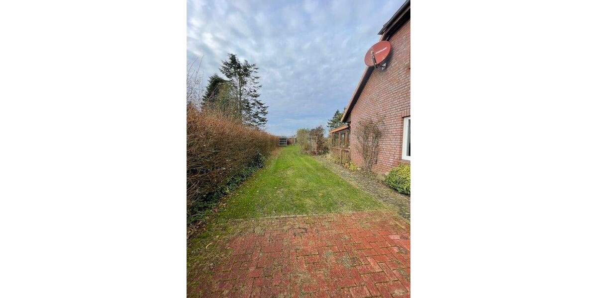 Einfamilienhaus Dätgen - 8 Zimmer, 213 m&sup2;, 590.000&euro; | Angebot:25742207